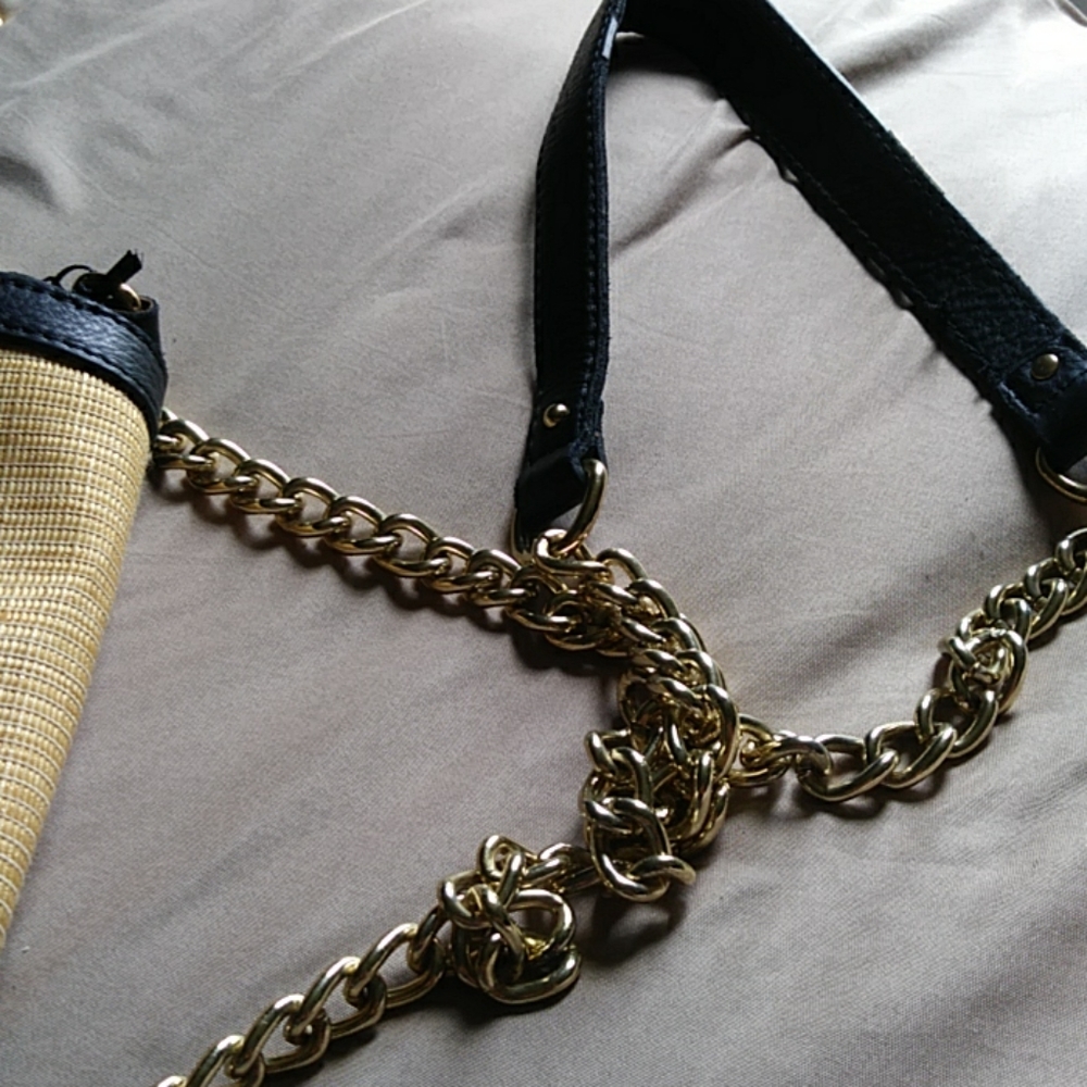 Purse - Picture 4 of 7
